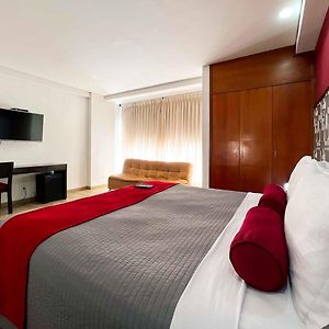 Habitación Grande con Cama King
